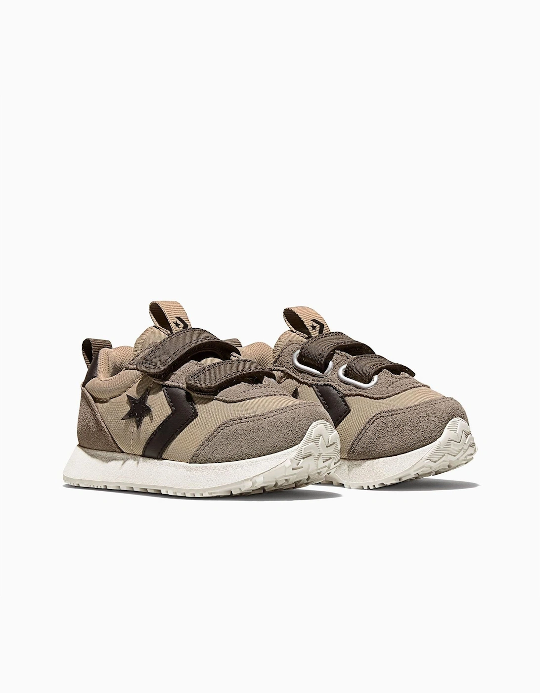 Omega Trainer Easy On Low Top Trainers