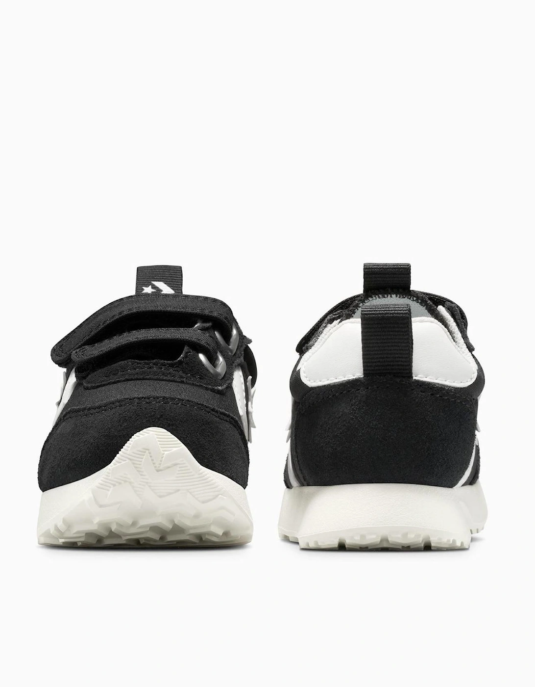 Kids Omega Trainer EA Low Top Trainers