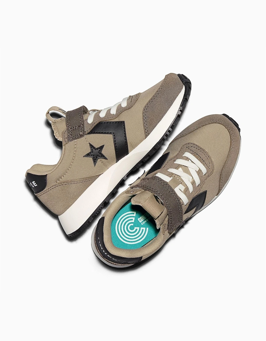 Omega Trainer Easy On Low Top Trainers