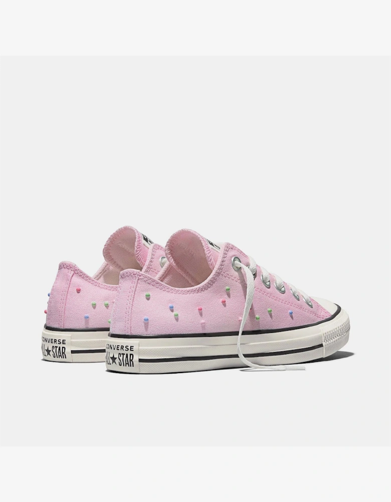Adults Chuck Taylor All Star Low Top Trainers