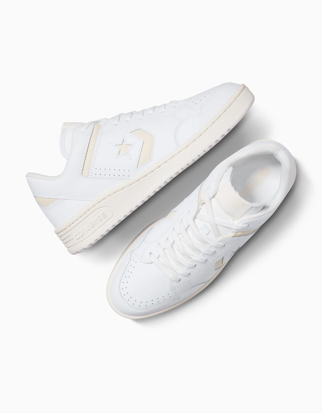 Adults Weapon Leather Low Top Trainers