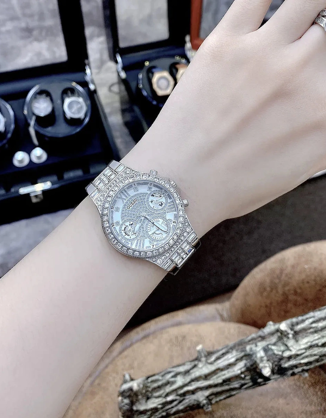 Guess Cosmo GW0320L1 Moonlight Silver Ladies Watch