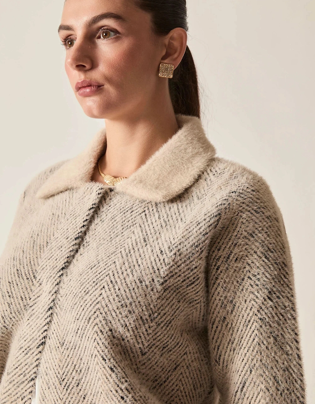 Beige Herringbone Knitted Jacket