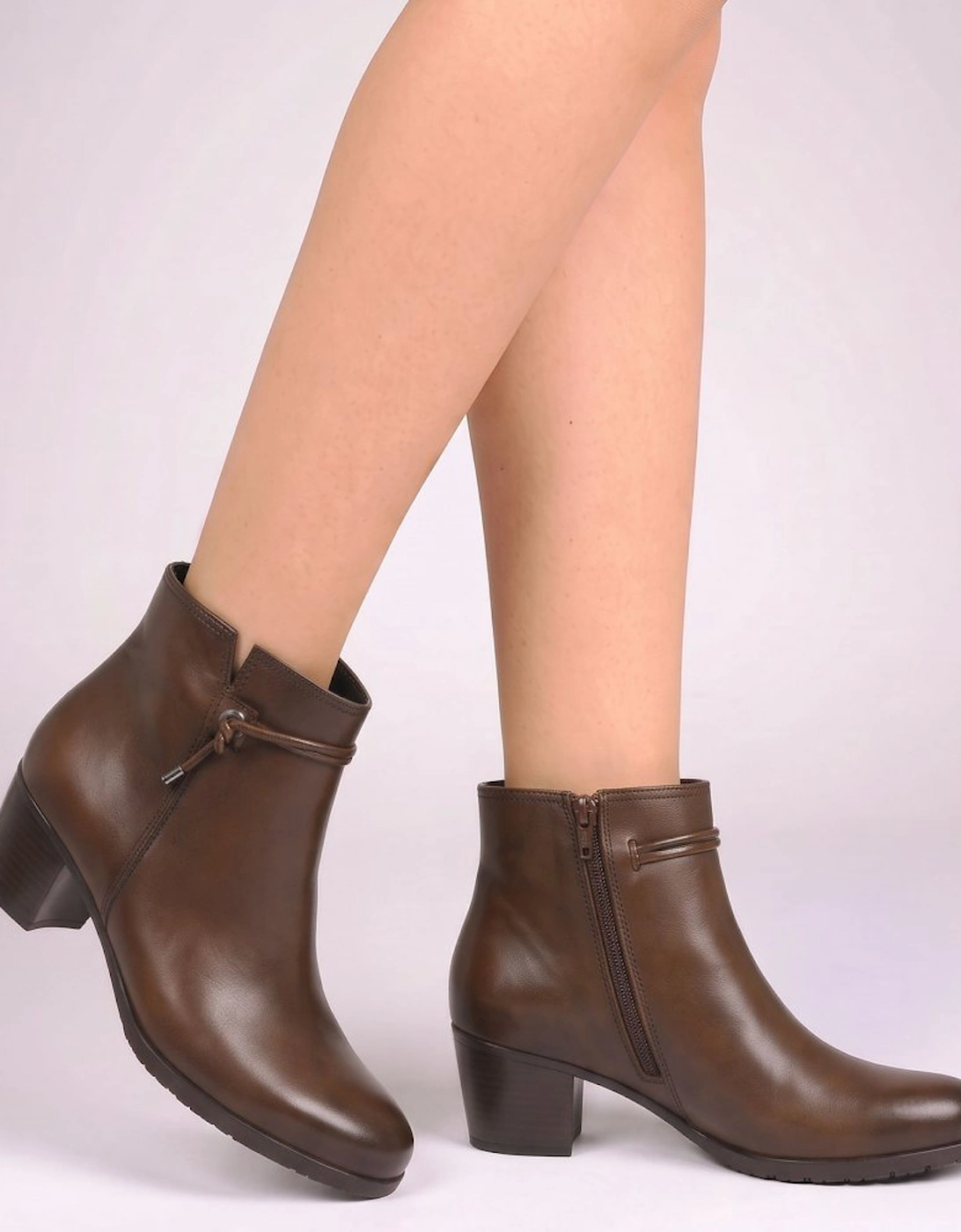 Ela Womens Ankle Boots