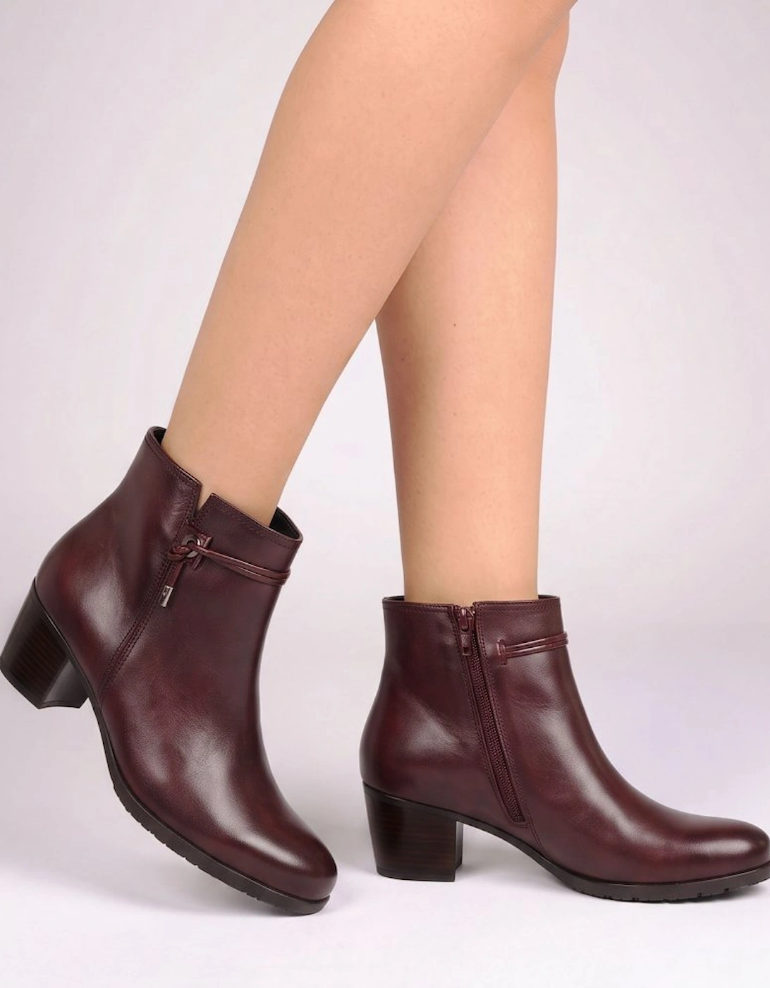 Ela Womens Ankle Boots