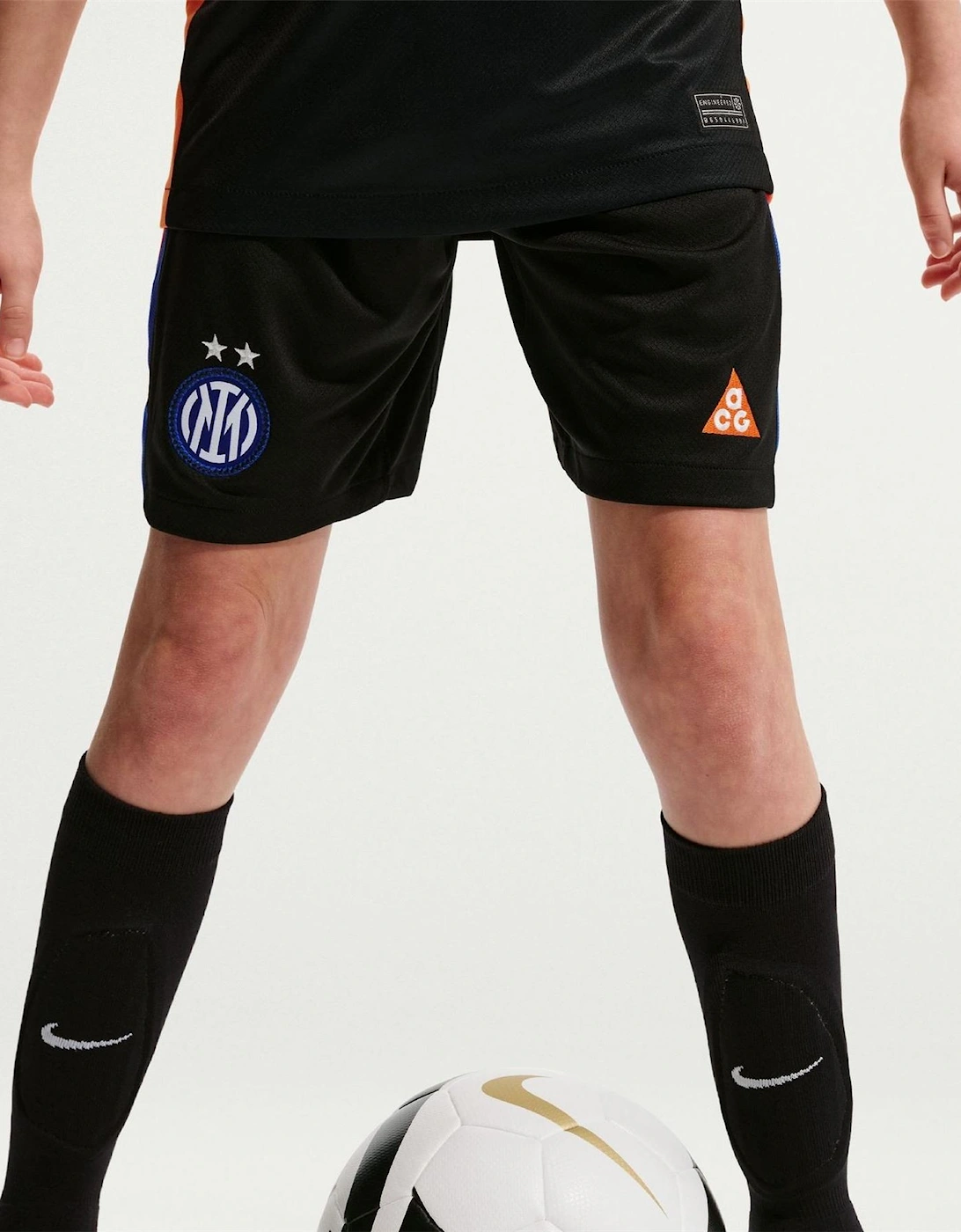 Inter Se Short Jn62
