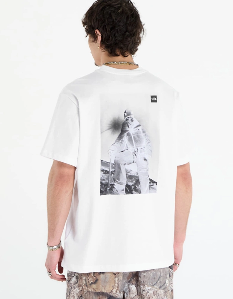The North Face Mens Expedition Photo Relaxed T Shirt in White