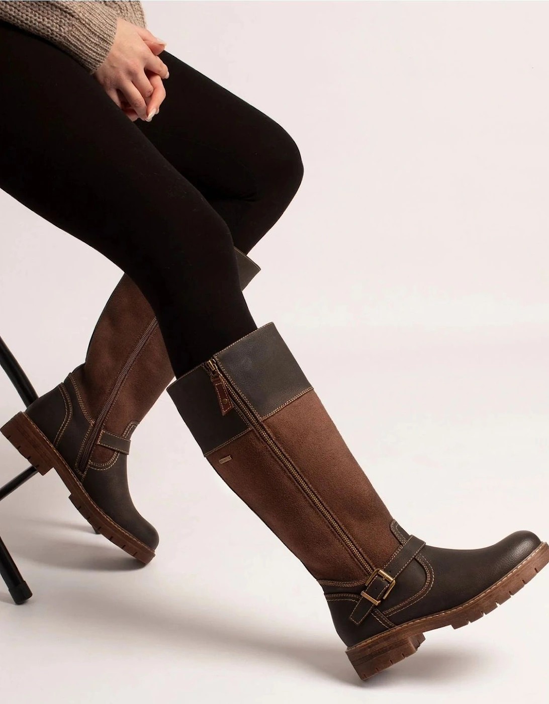 Lunar Joy GLR133 in Brown waterproof