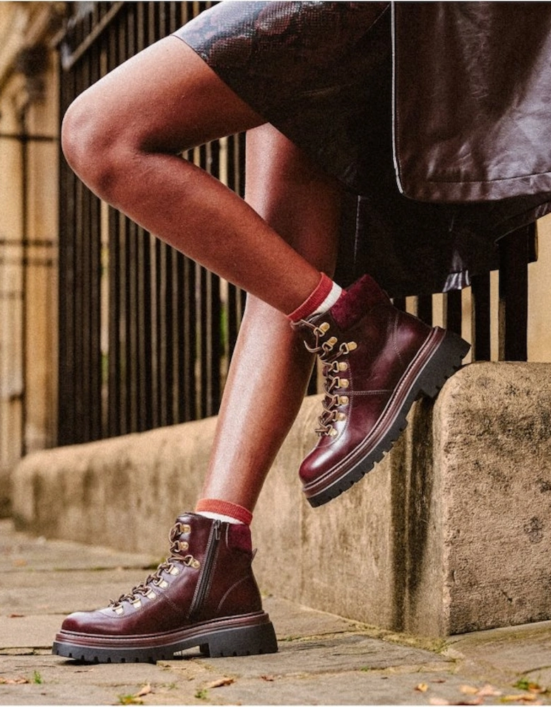 Robyn Hiker Womens Ankle Boots