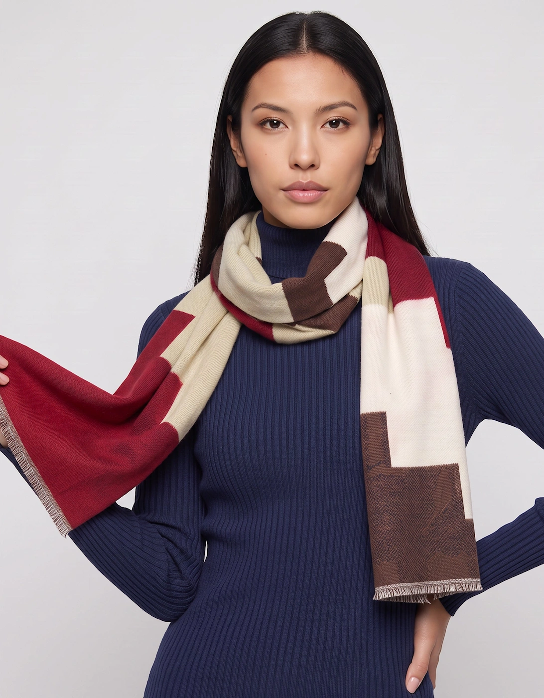 Gini London Women's Multi Abstract Geometric Print Scarf - Image 2