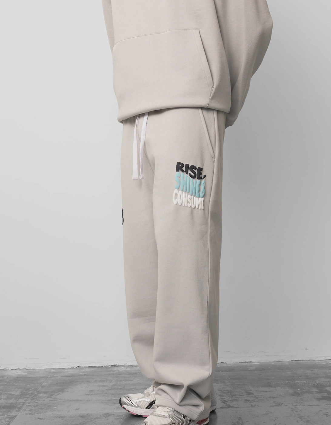 Fresh Flavours Rise Joggers - Light Grey