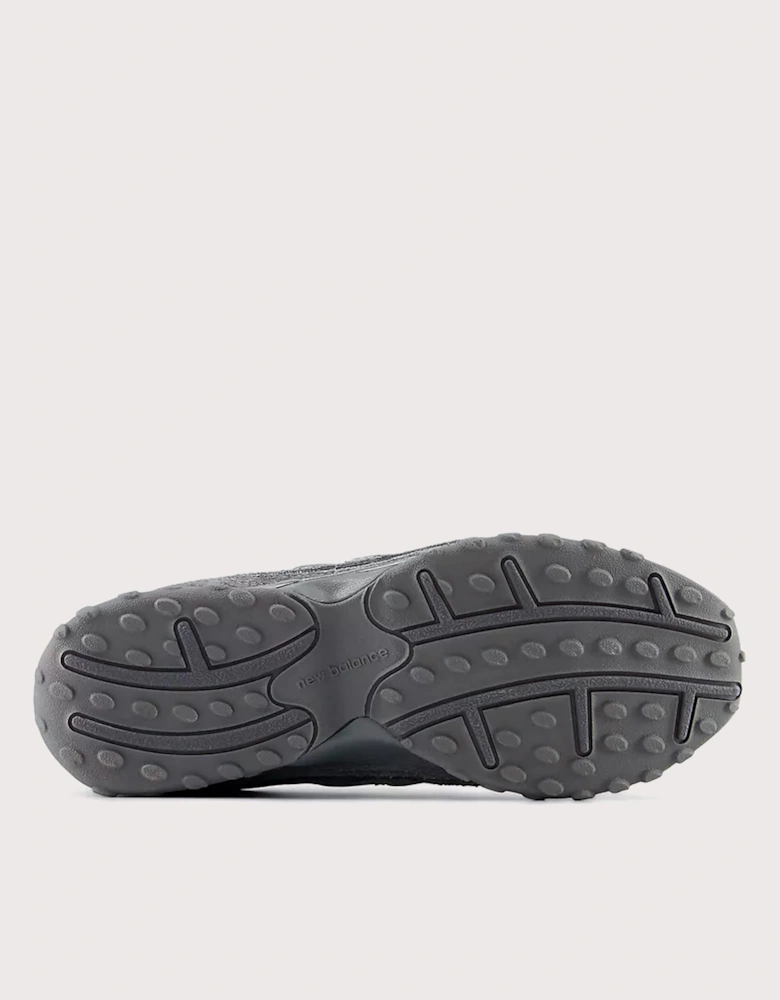 204L Sneakers