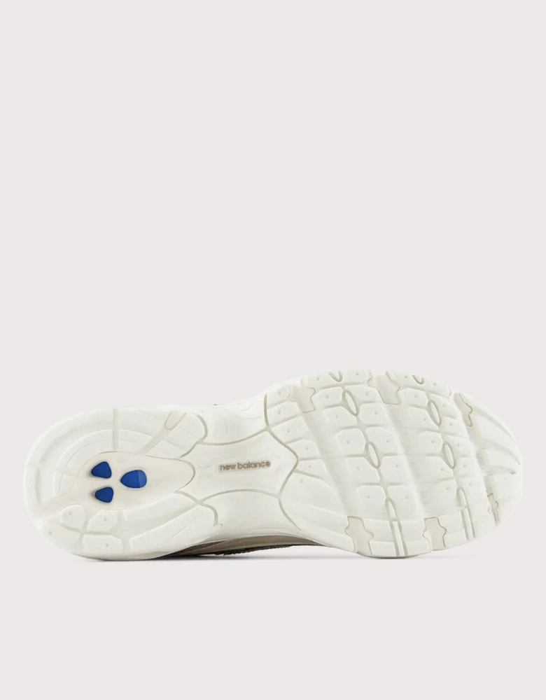 740 Sneakers