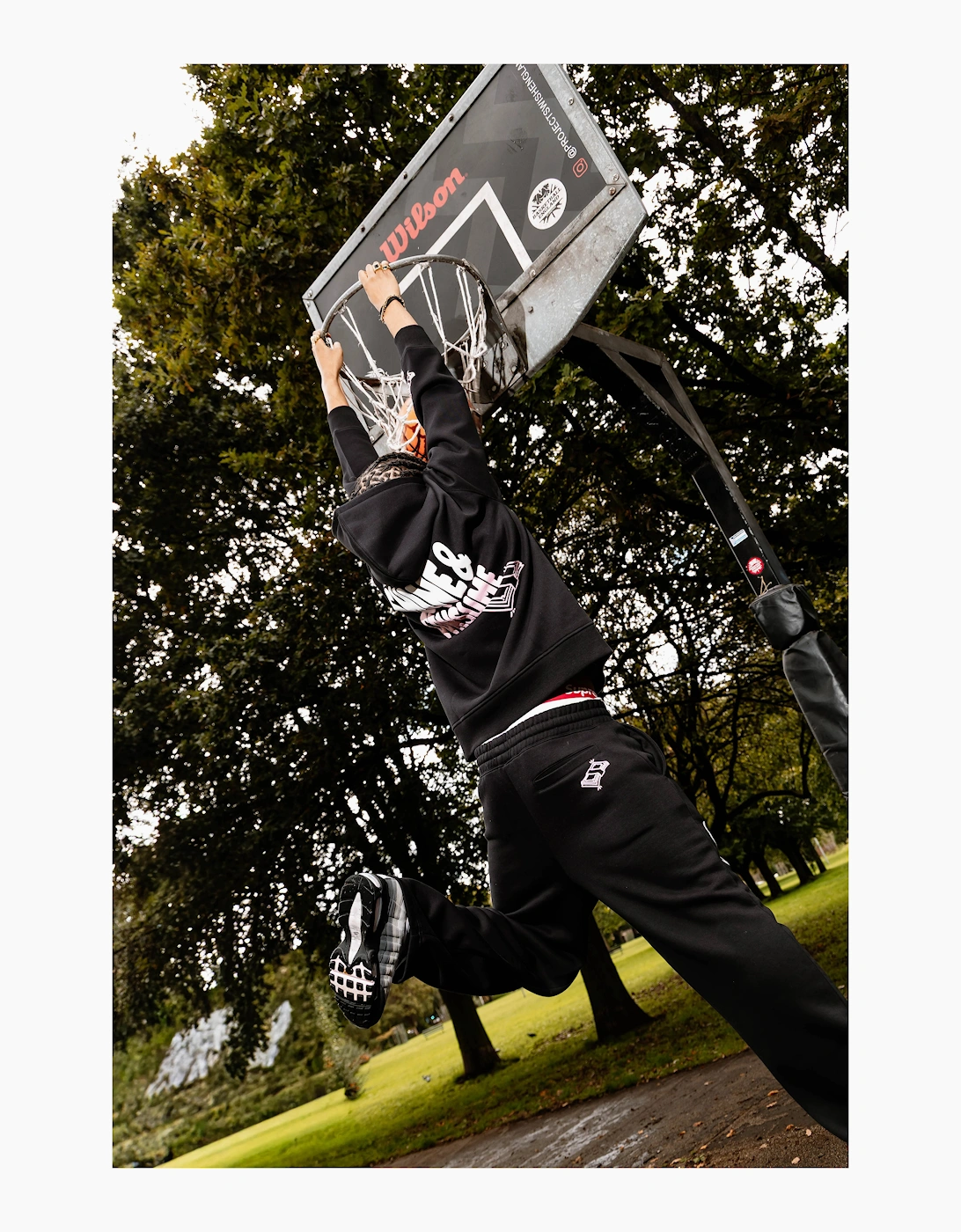 Fresh Flavours Rise Hoodie - Black