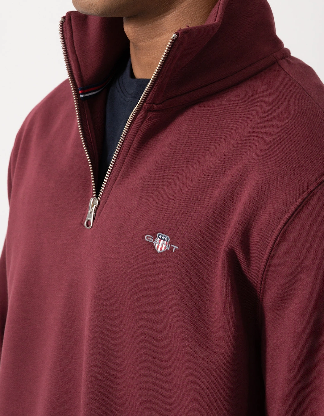 GANT Mens Regular Fit Shield Logo Half Zip Sweatshirt - 676 Deep Grape Wine