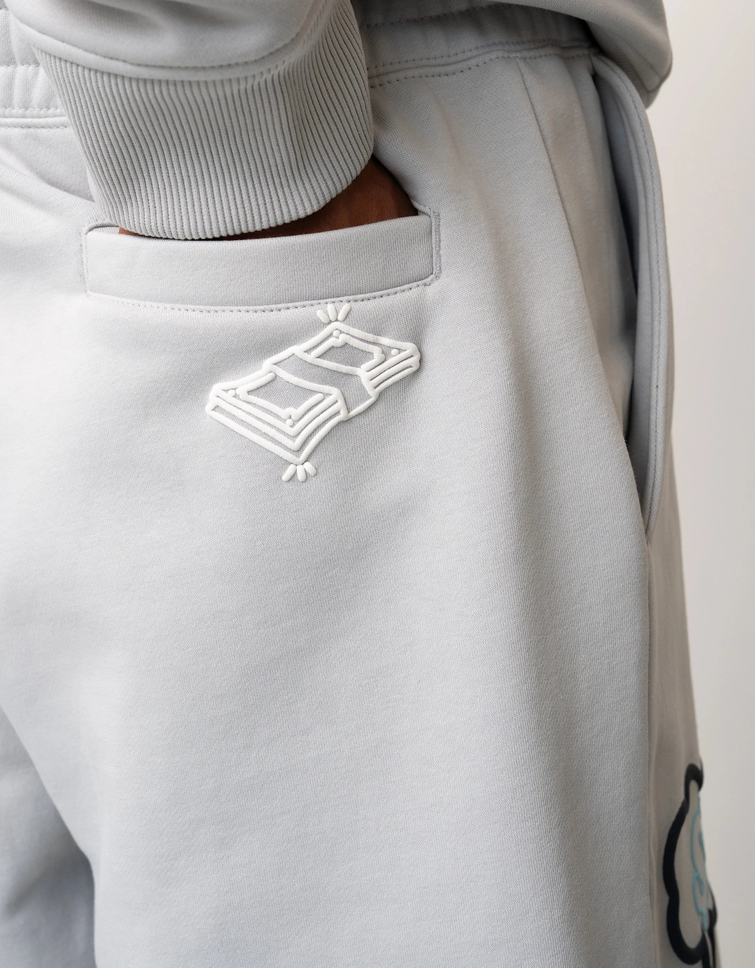 Fresh Flavours Rise Joggers - Light Grey
