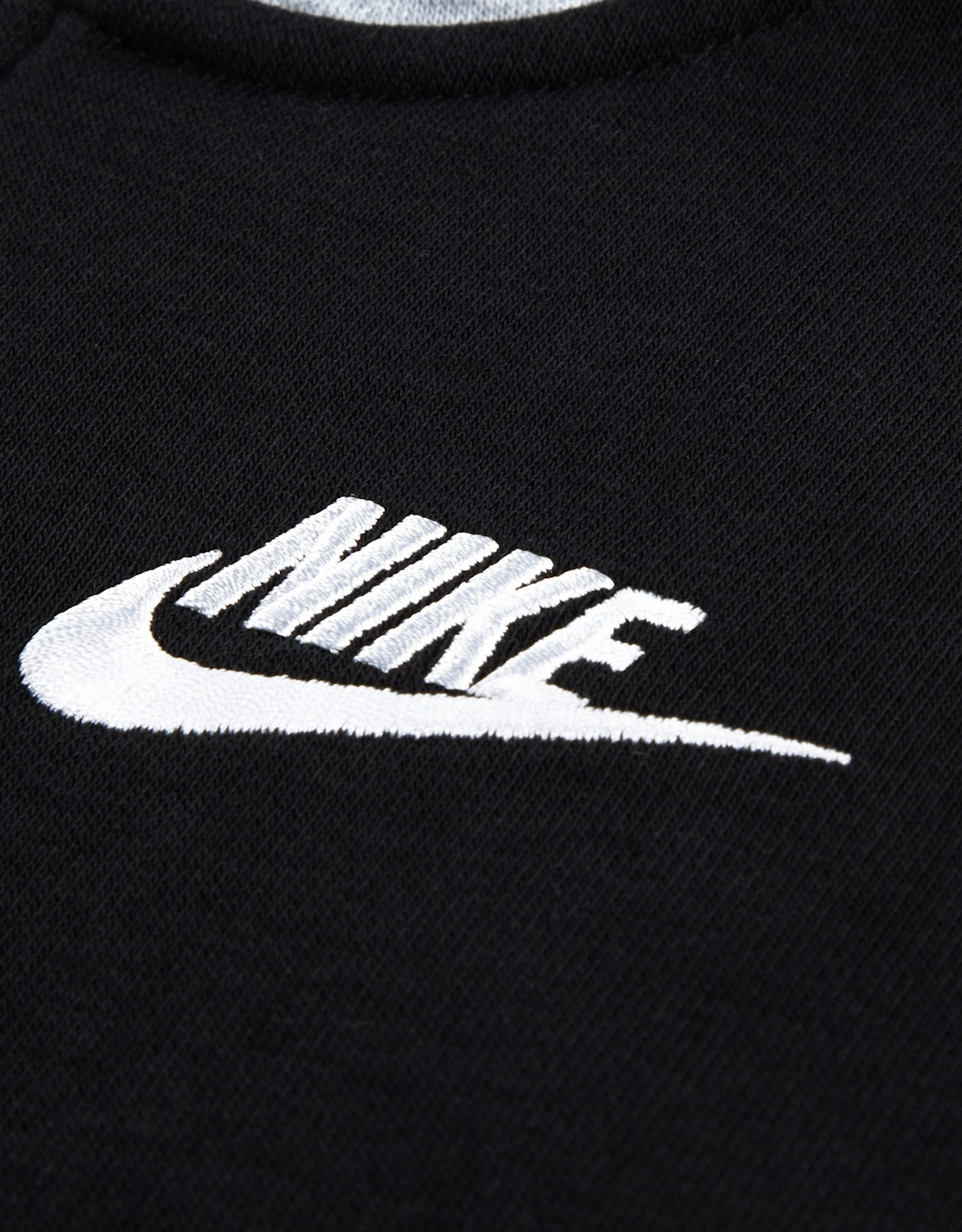 Nike Boys Lifestyle Hoody Tracksuit in Black