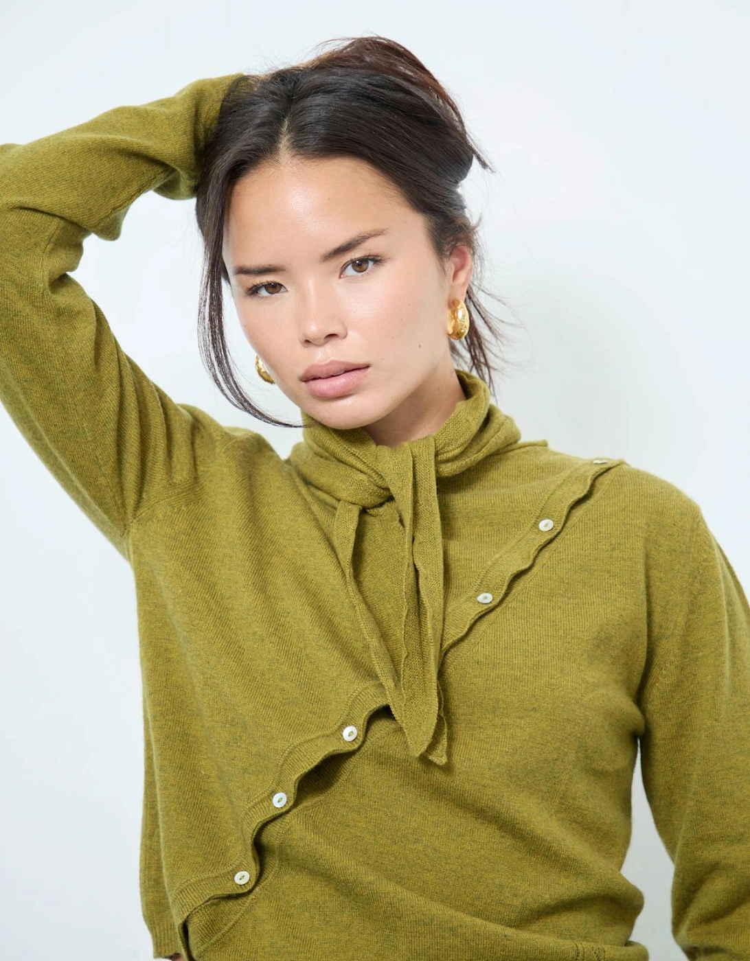 ALMA NECK SCARF