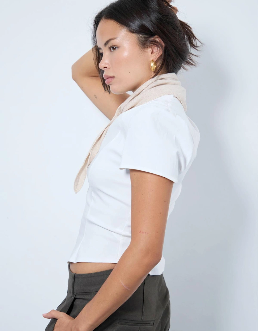 ALMA NECK SCARF