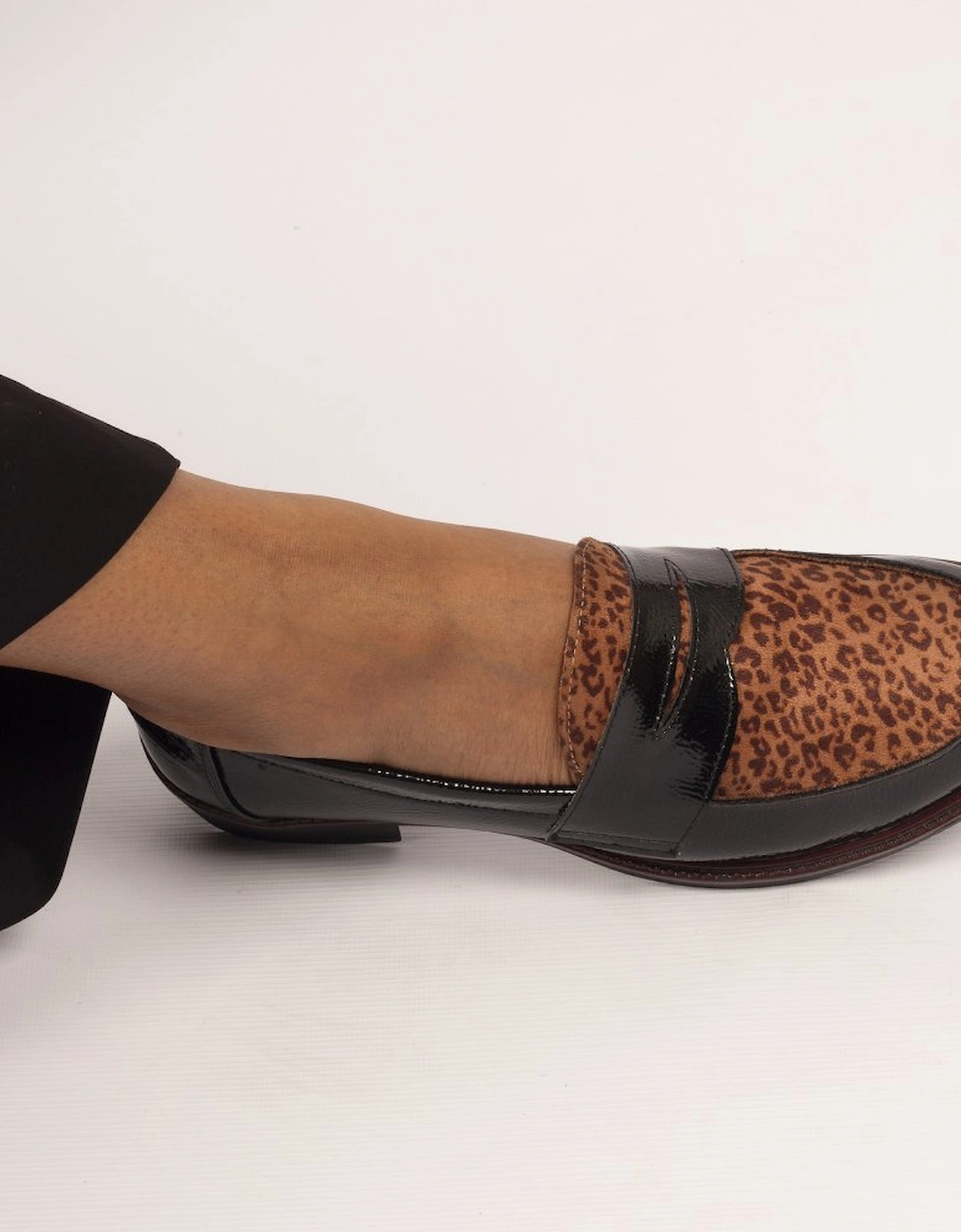 Titan Womens Shoes