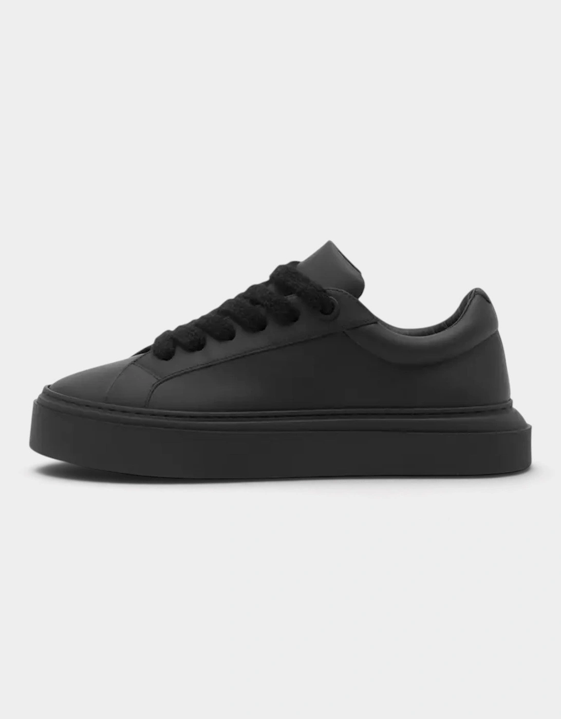 The Wilson Sneaker Triple Black