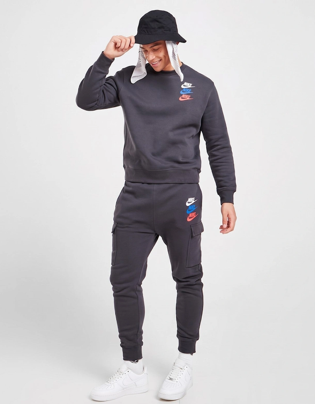 Nike Mens Standard Issue Fleece Crewneck Full Tracksuit Set in Dark Smoke Grey