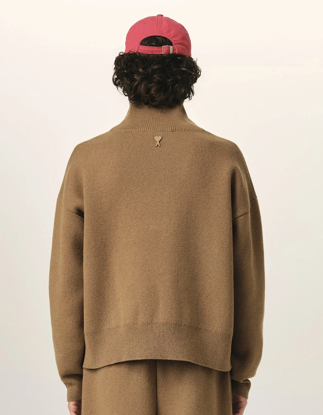 High Buttoned Collar Sweater Brown