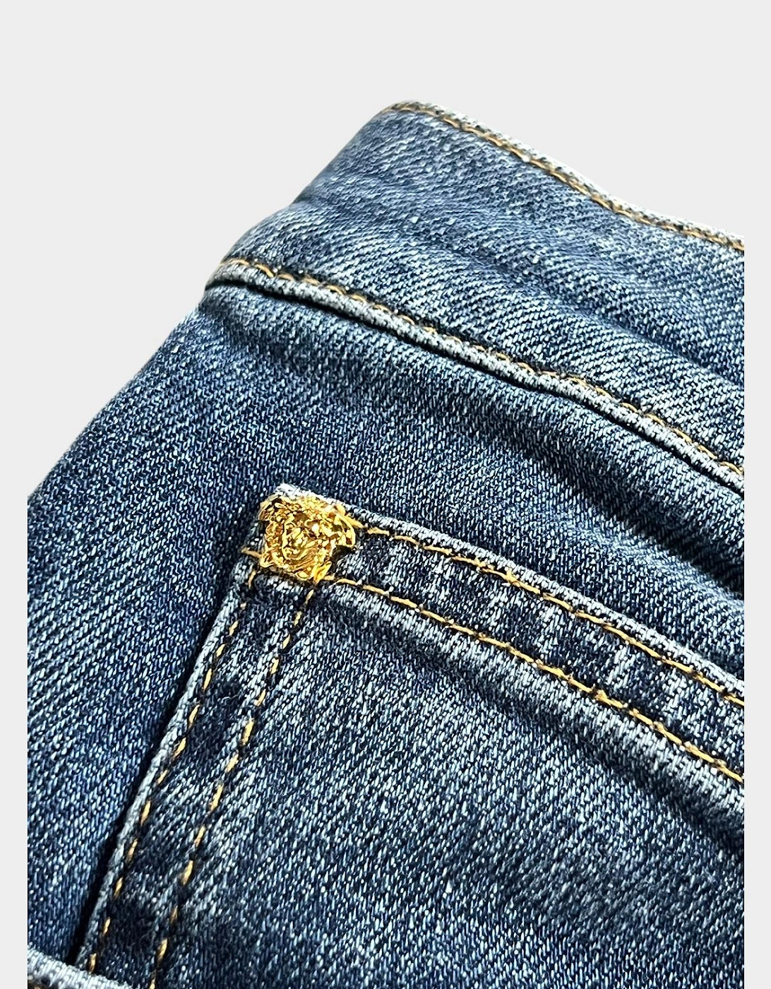 Medusa Head Denim Taylor Jeans Blue