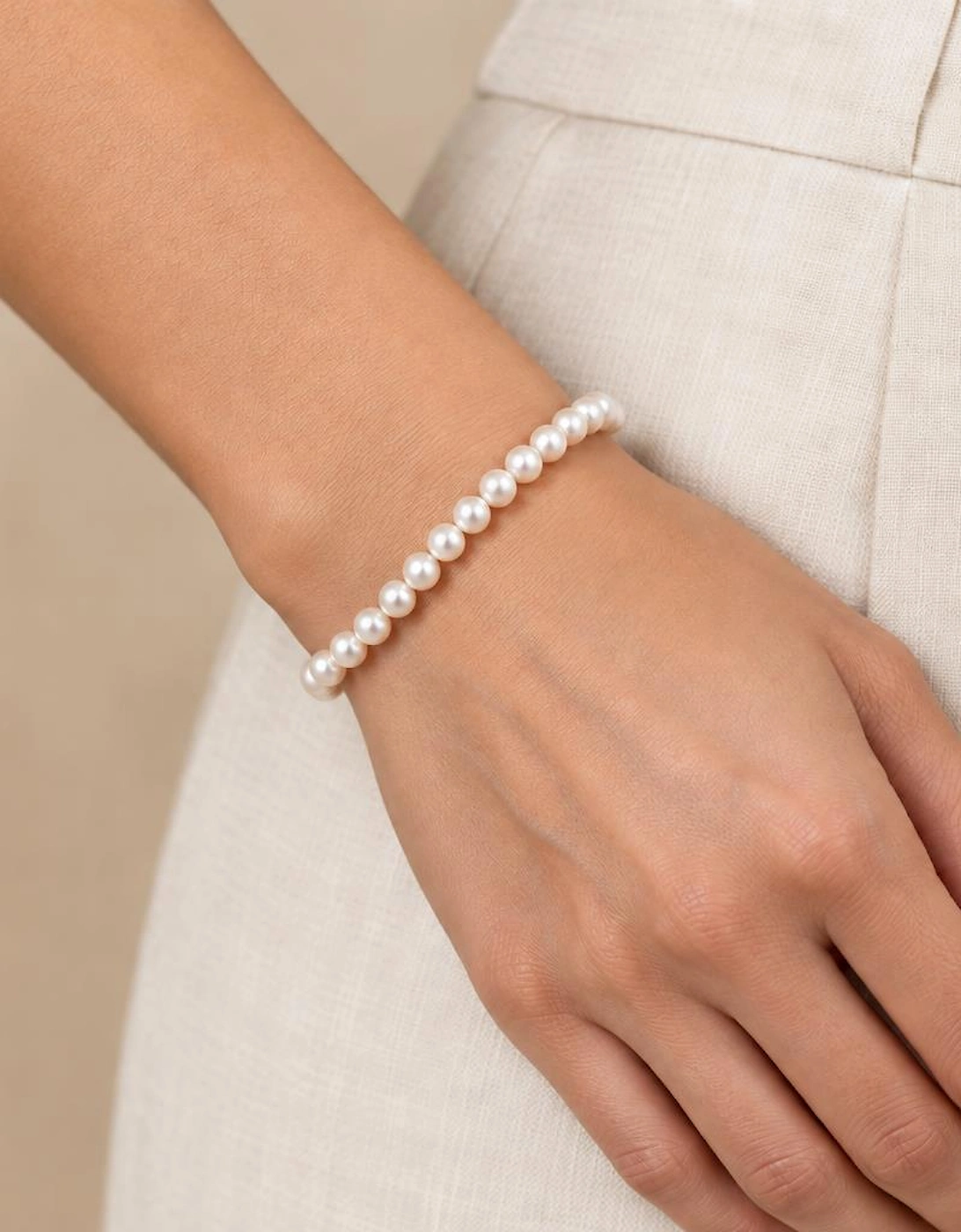 Perris Gold Pearl Bracelet