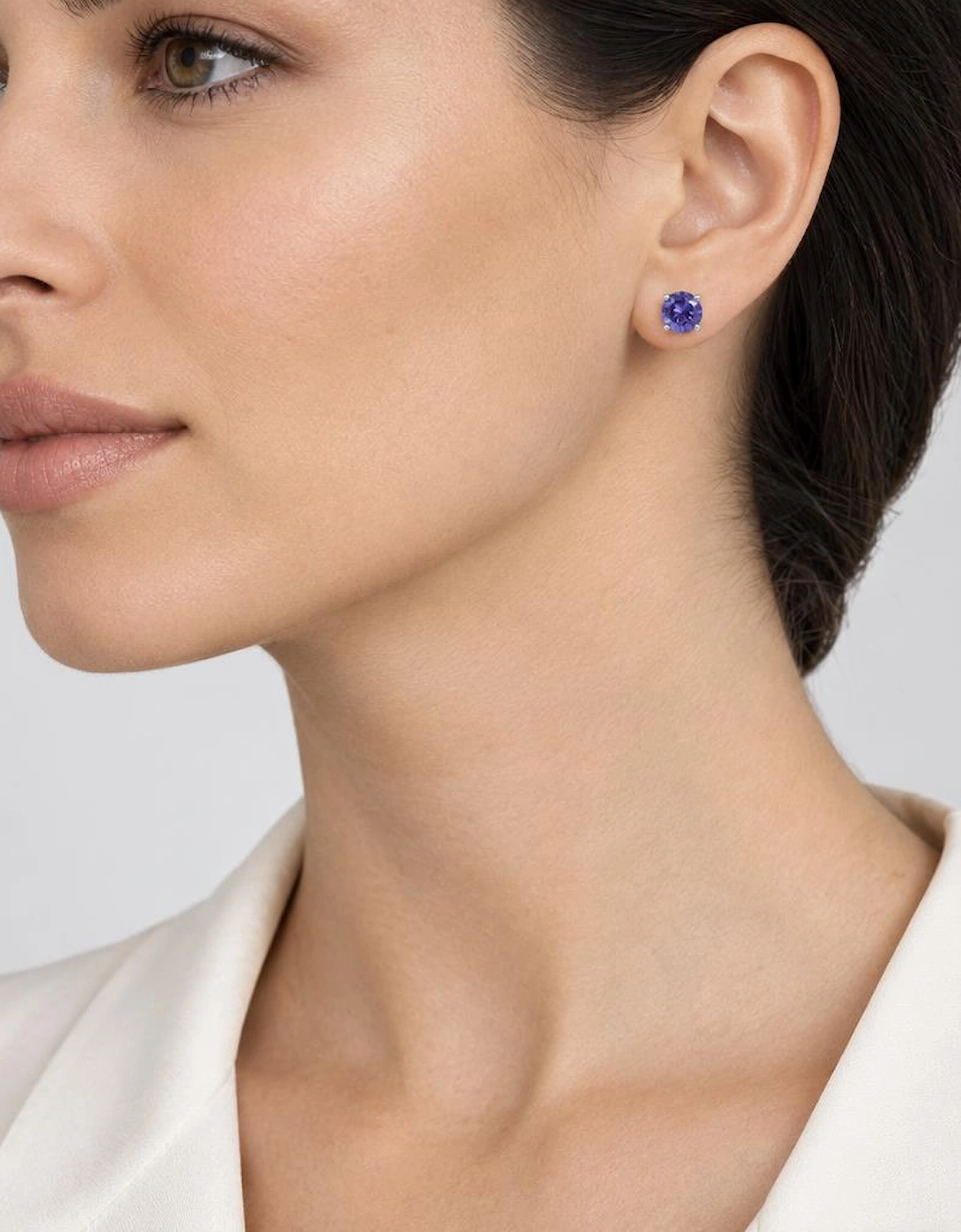 Lana 6mm Violet Earrings