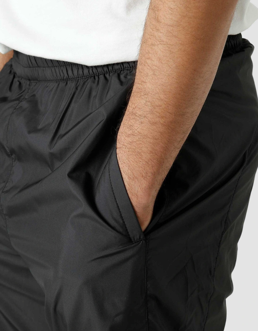 The North Face M Hydrenaline Woven Track Pants in Black