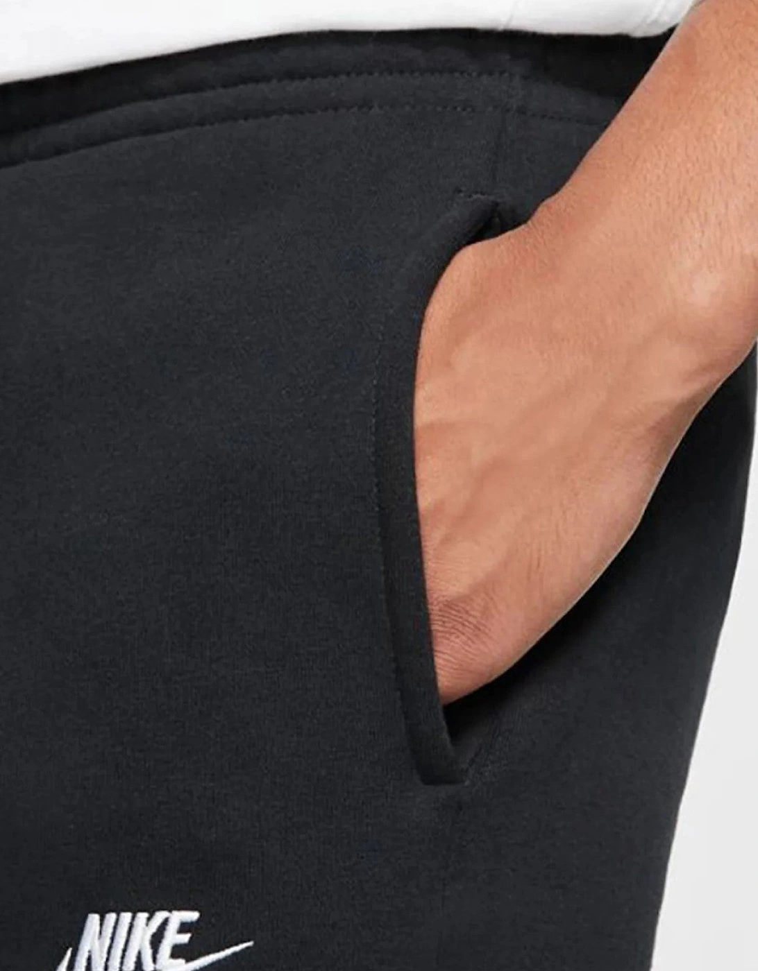 Nike Sportswear Club Fleece Openhem Joggers in Black