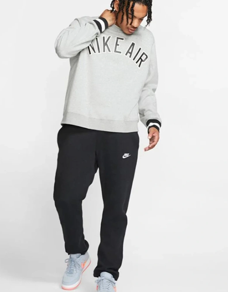 Nike Sportswear Club Fleece Openhem Joggers in Black