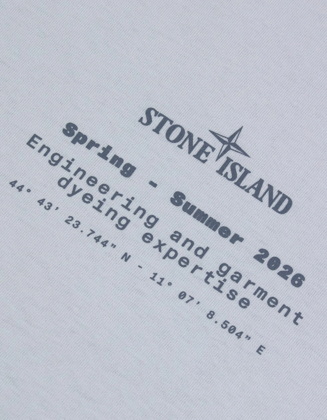 Stone Island 2100001 'Expertise' Regular Fit T-shirt SKY V0041