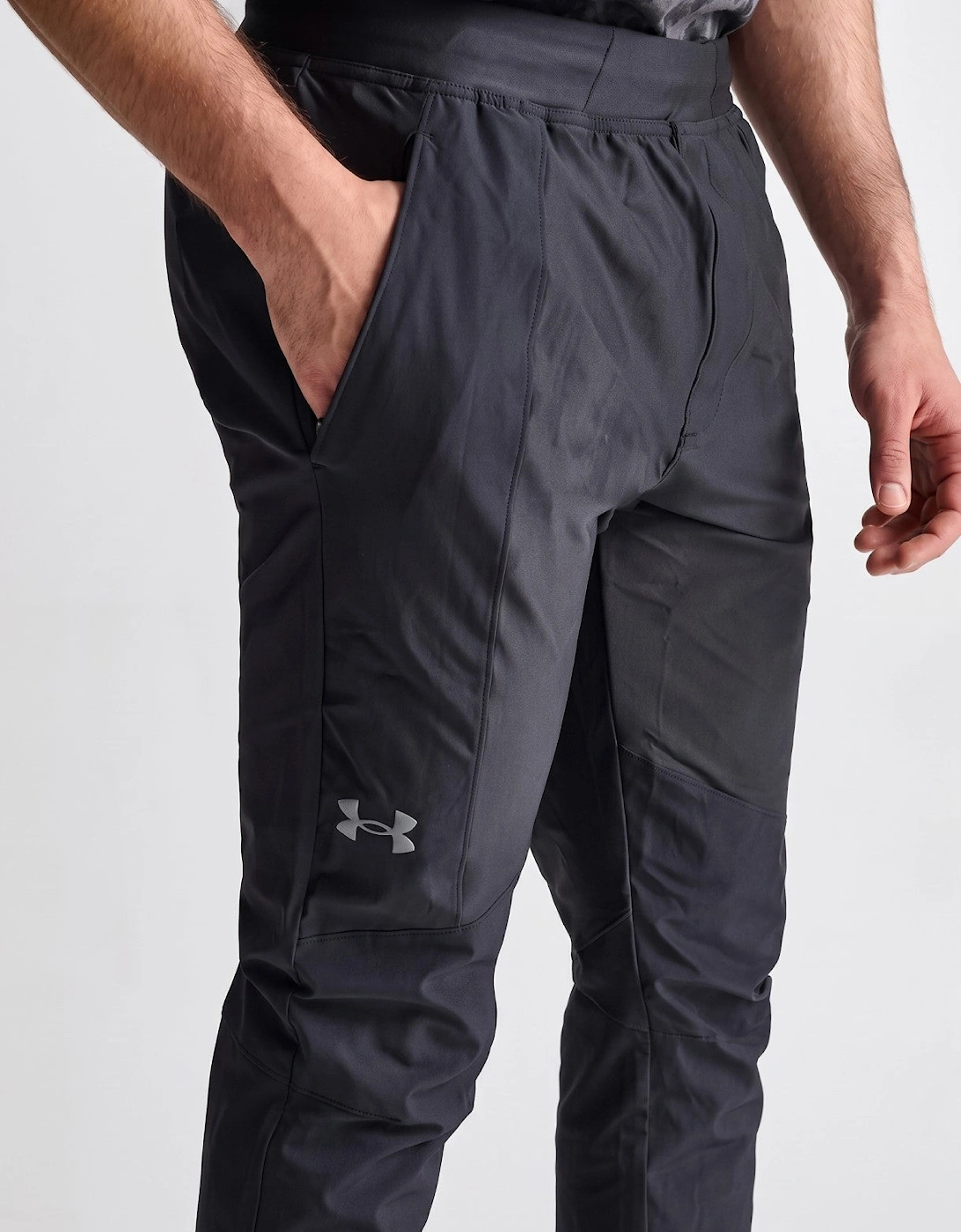 Under Armour Mens Strom Vanish Track Pants in Black