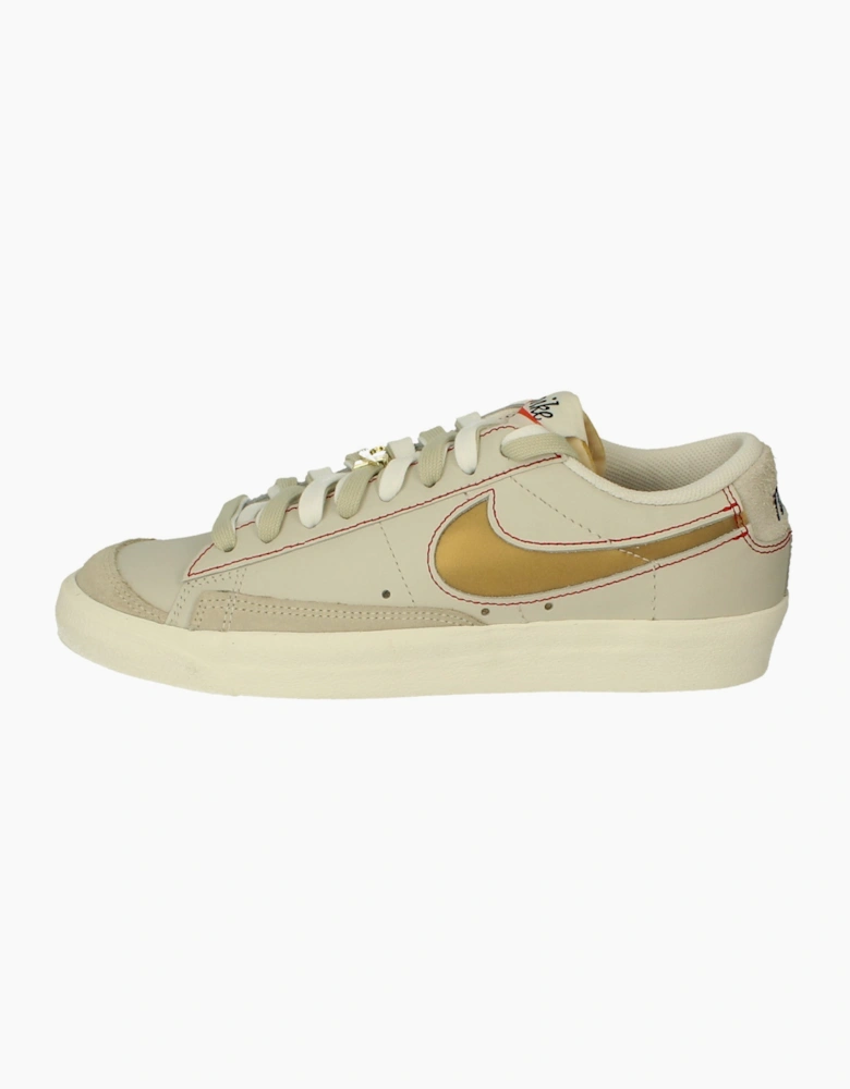 Nike Blazer Low 77 PRM Mens Trainers DH4370 002