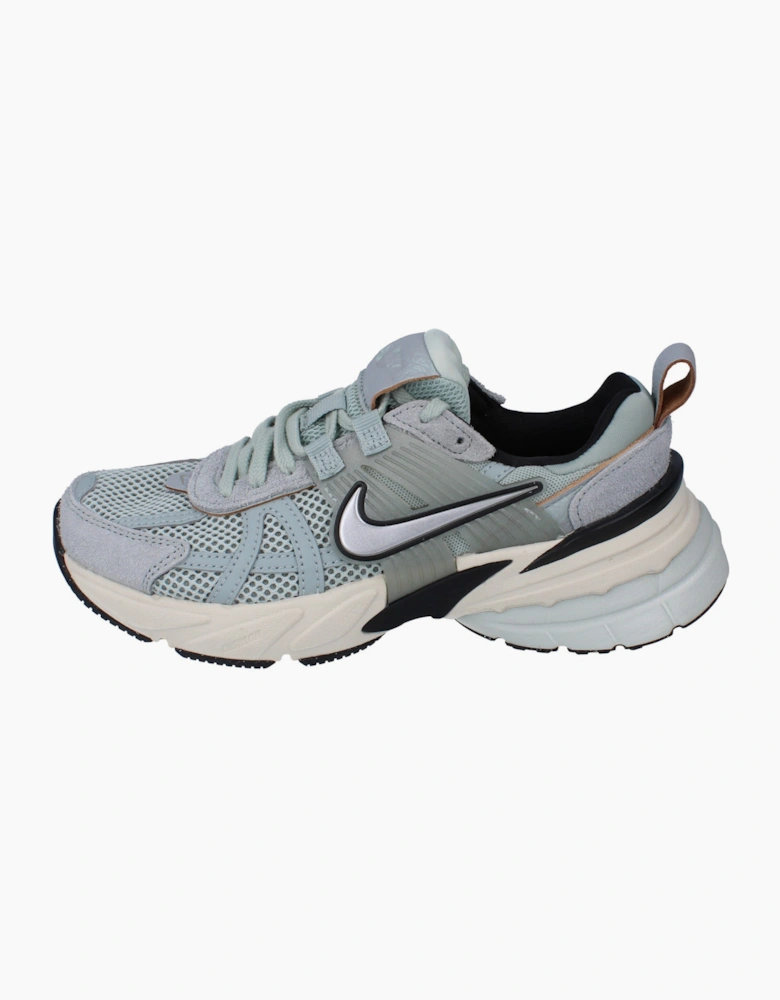 Nike Womens V2K Run Trainers FN6703 003