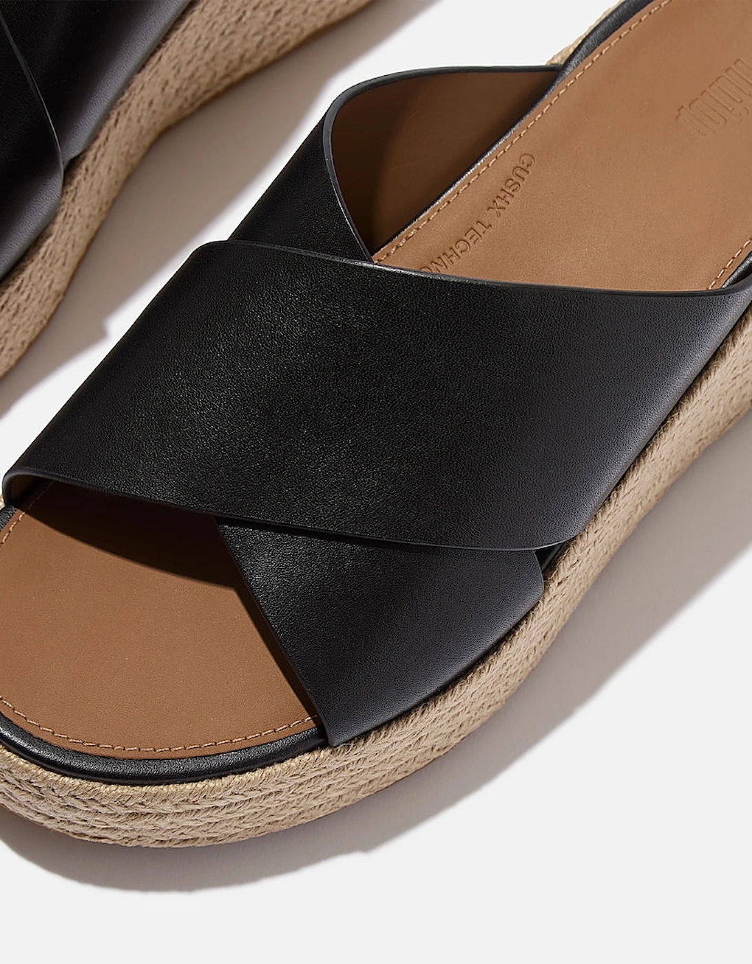 FitFlop Womens PLATFFORMS Espadrille Leather Wedge Cross Slides - Black 001