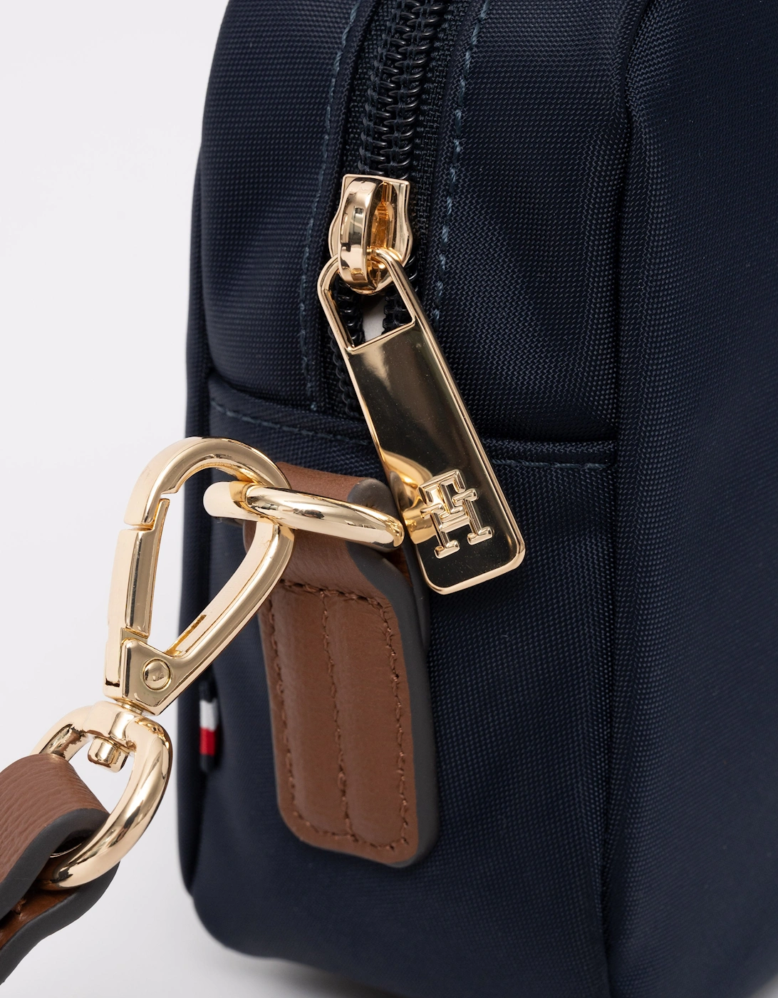 Tommy Hilfiger Popette Womens Camera Bag - Space Blue