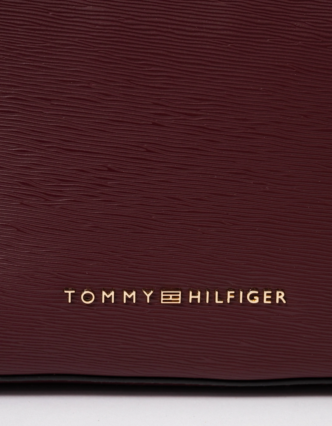 Tommy Hilfiger TH Modern Womens Camera Bag - Oxblood