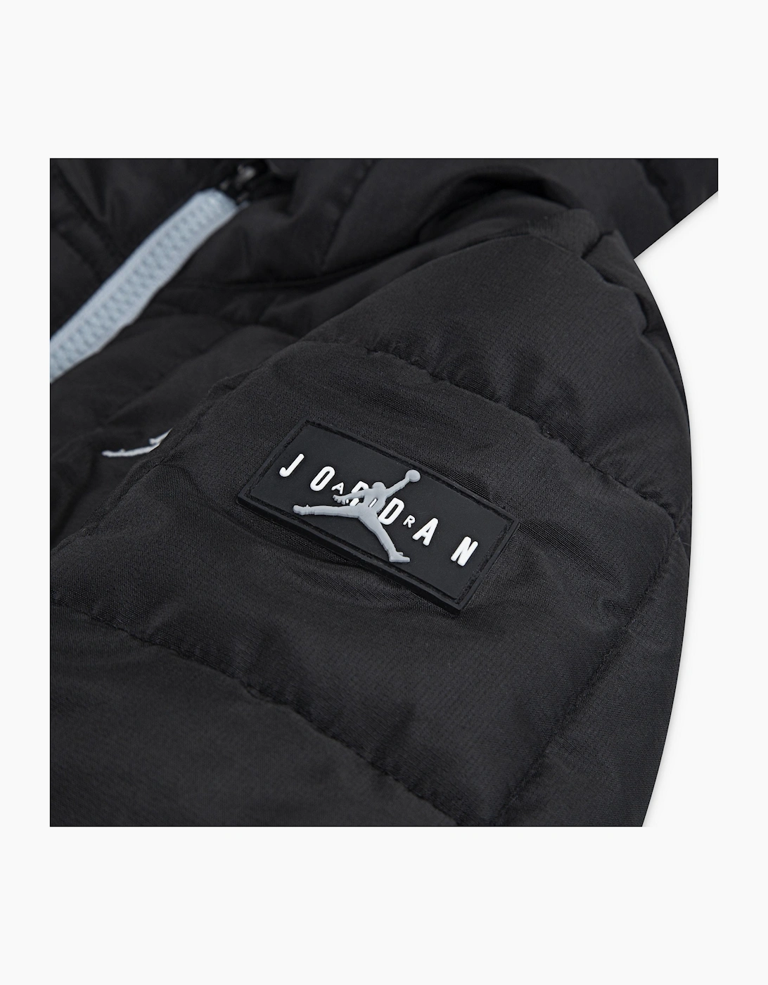 JORDAN BLACK PUFFER COAT 95F009
