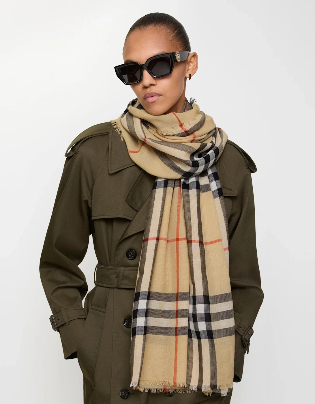 BURBERRY CHECK WOOL SCARF SAND BEIGE