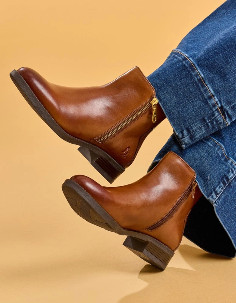 Hush Puppies Perry Zip Boot Womens Ankle Boots Tan