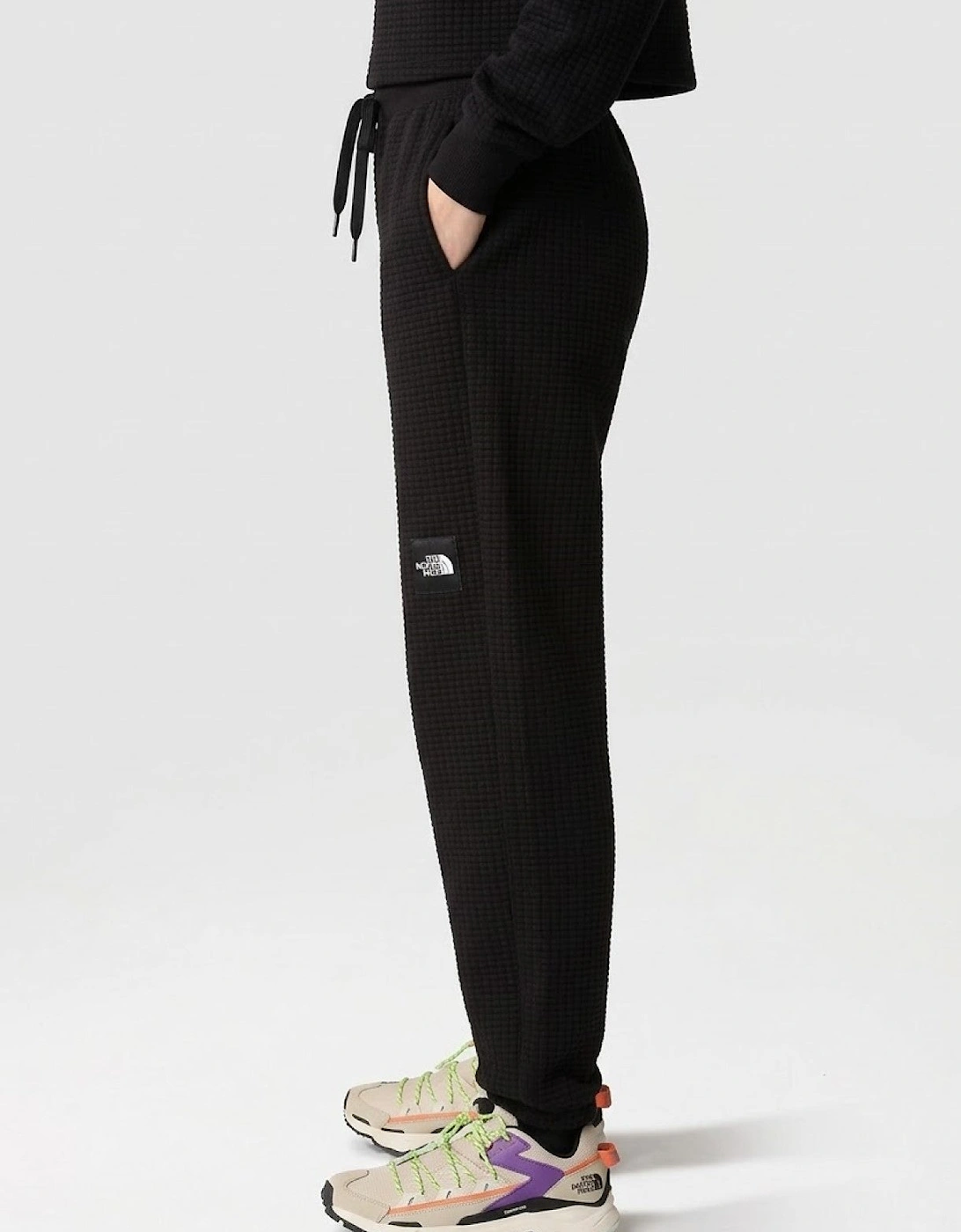 The North Face Womens Mhysa Quilted Long Sleeve Cropped Tracksuit in Black
