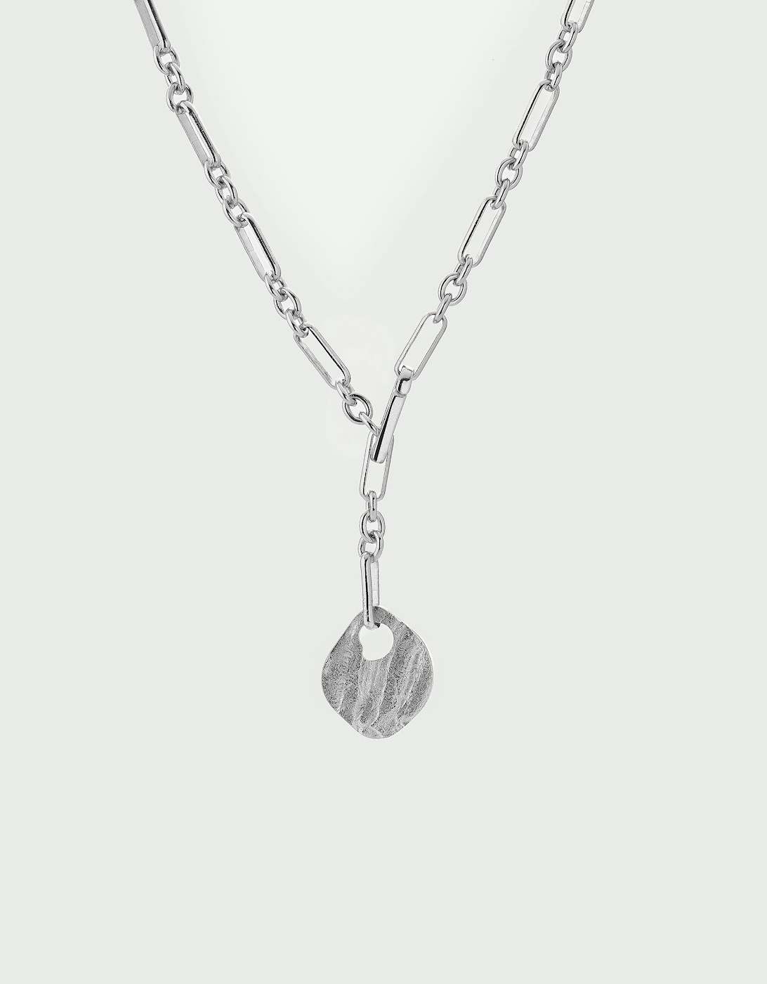 Baia Textured Disc Chain Lariat Necklace