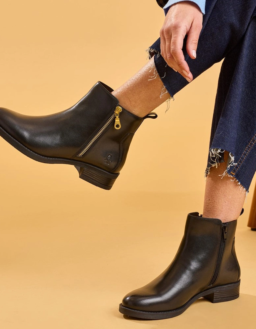 Hush Puppies Perry Zip Boot Womens Ankle Boots Black
