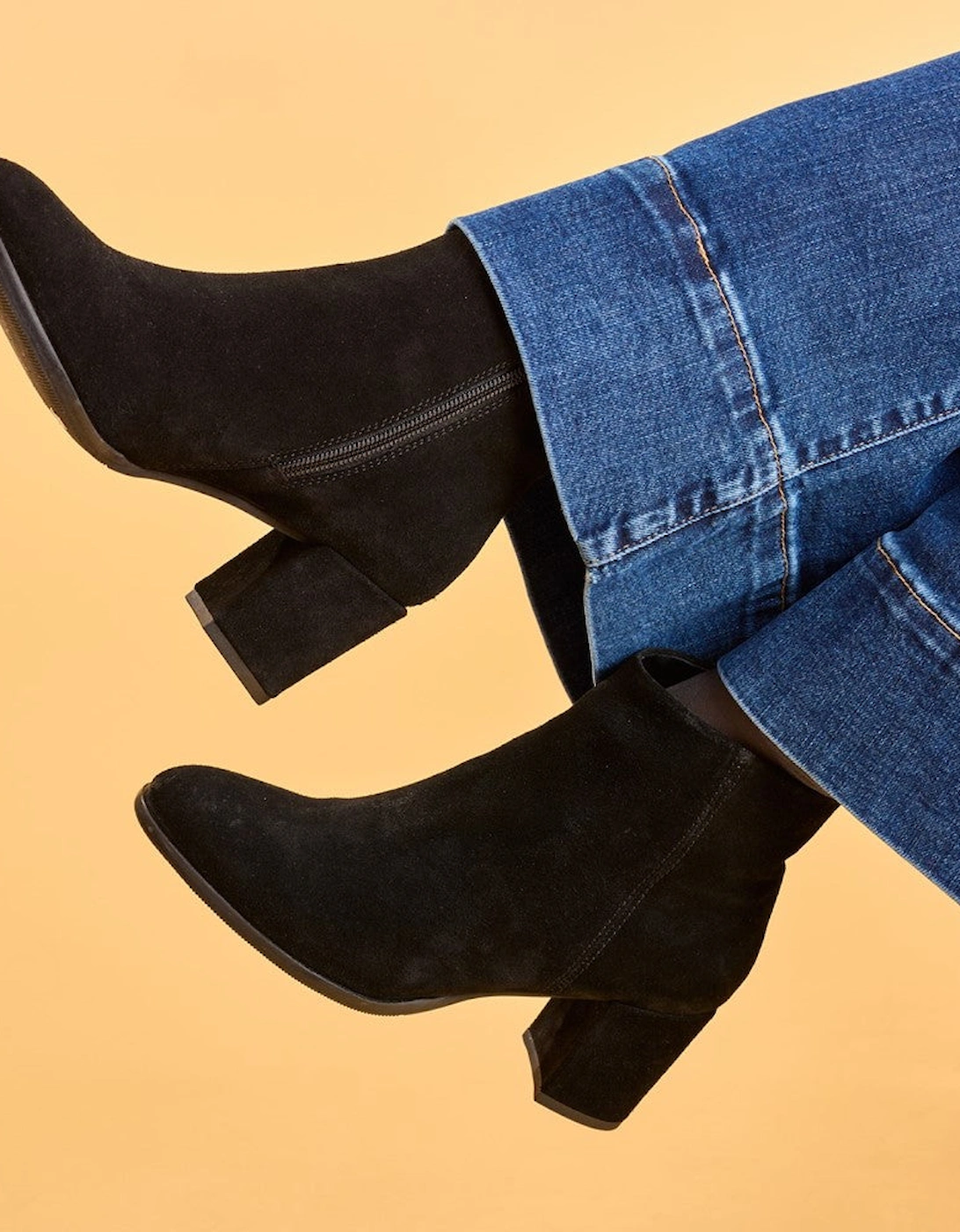 Hush Puppies CLARIDY SUEDE BOOT Womens Ankle Boots Black