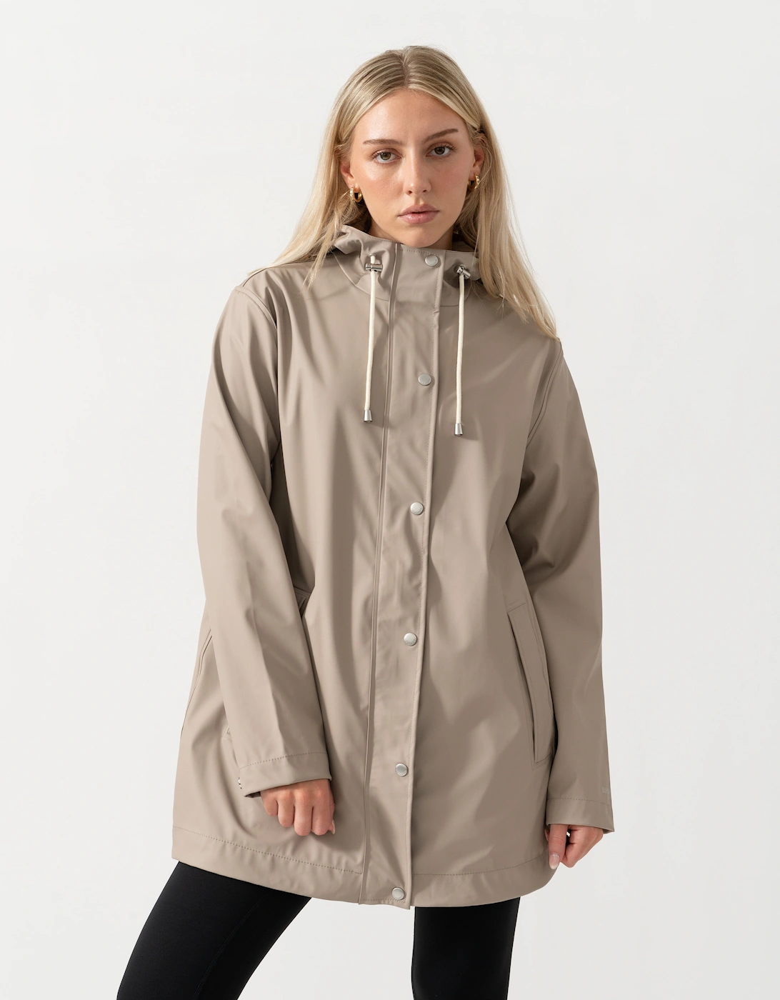 Ilse Jacobsen Rain Womens Short Rubberised Raincoat - Atmosphere 149