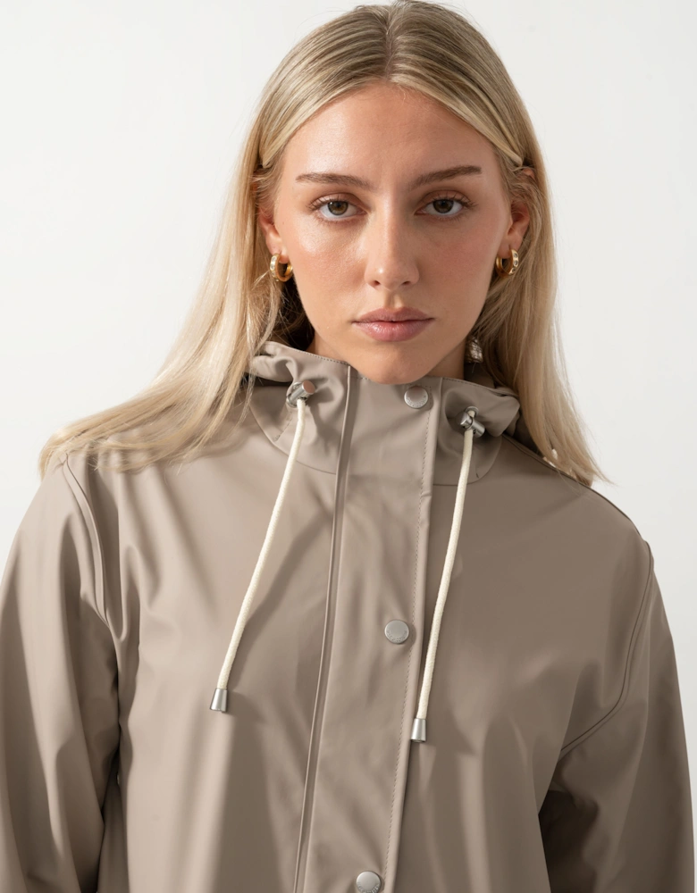 Ilse Jacobsen Rain Womens Short Rubberised Raincoat - Atmosphere 149
