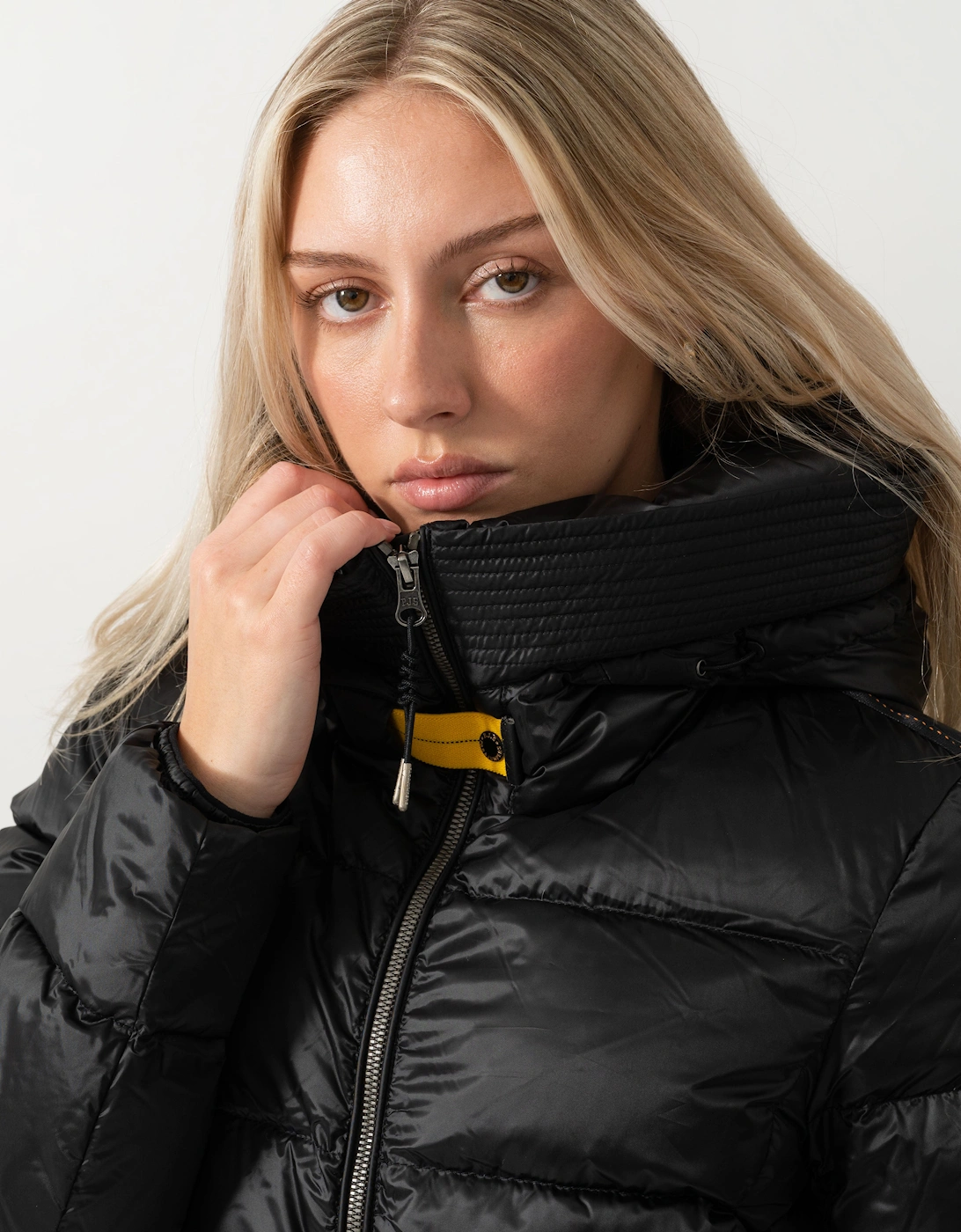 Parajumpers Marion Womens Down Jacket with Hood - Black 541
